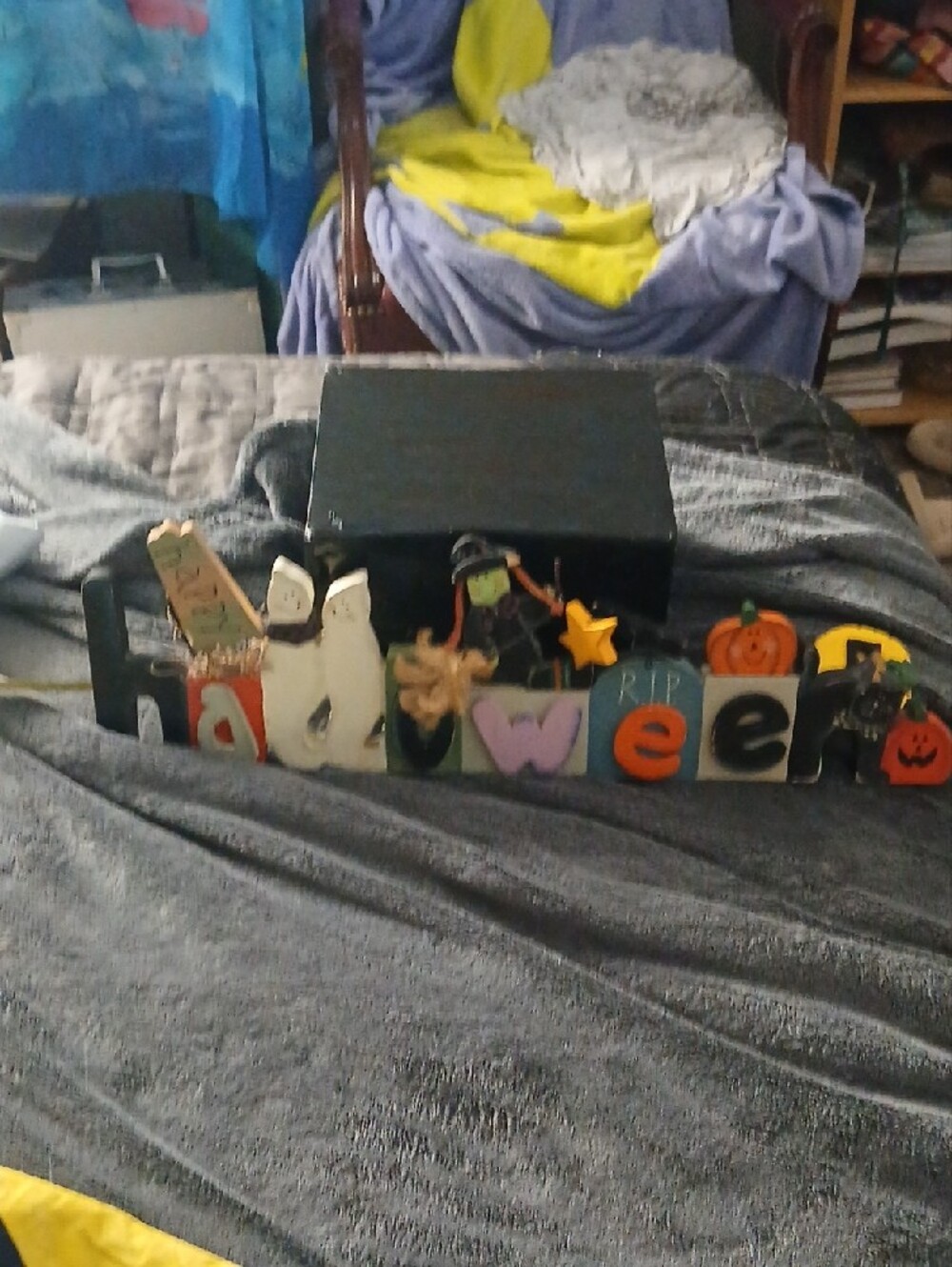 Halloween 'Halloween' Multicolor Wooden Wall Sign - Picture 15 of 15